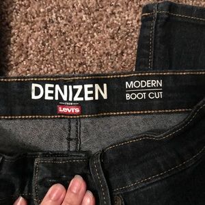 Levi’s boot cut jeans